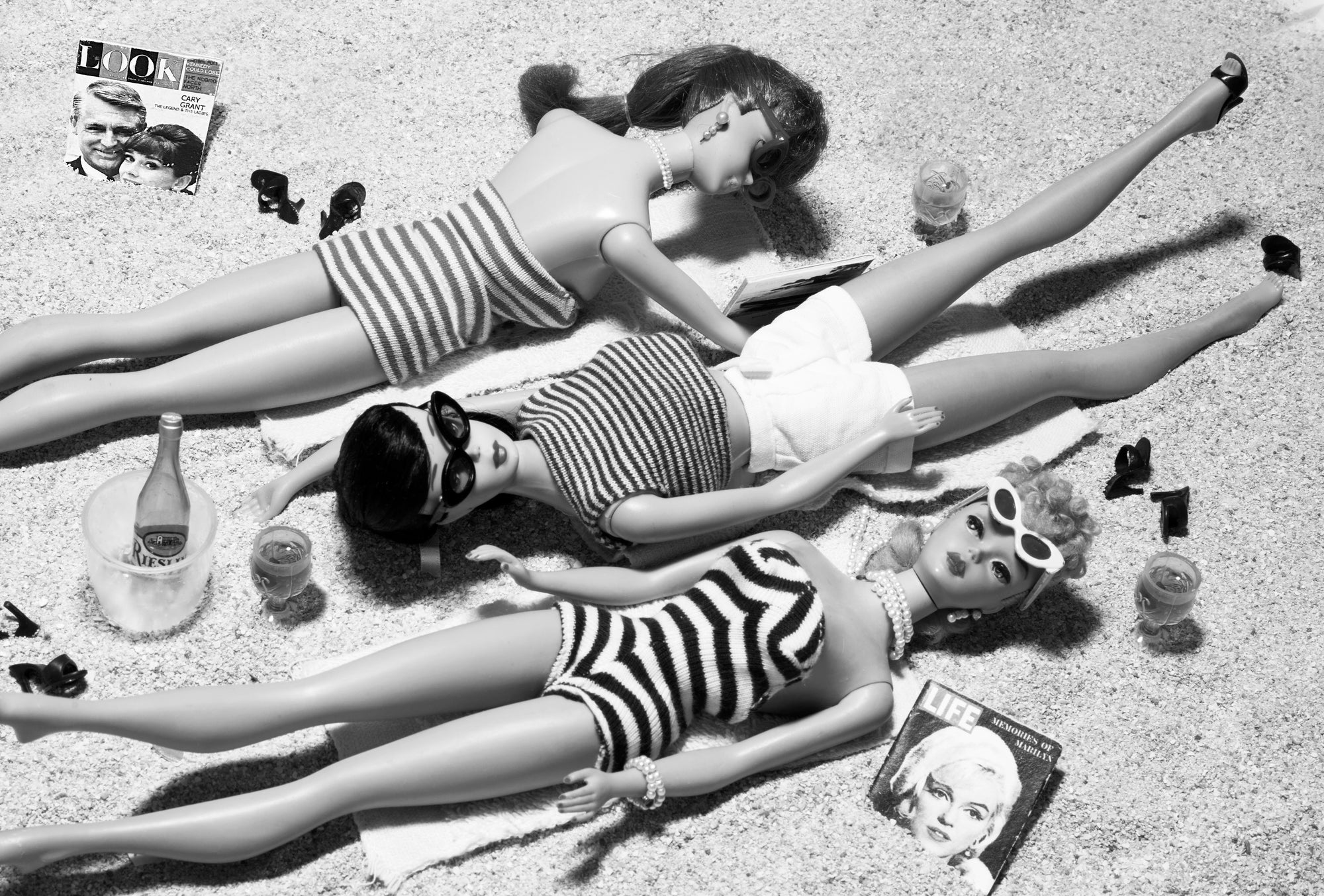 Beach Life Girls (B&W)