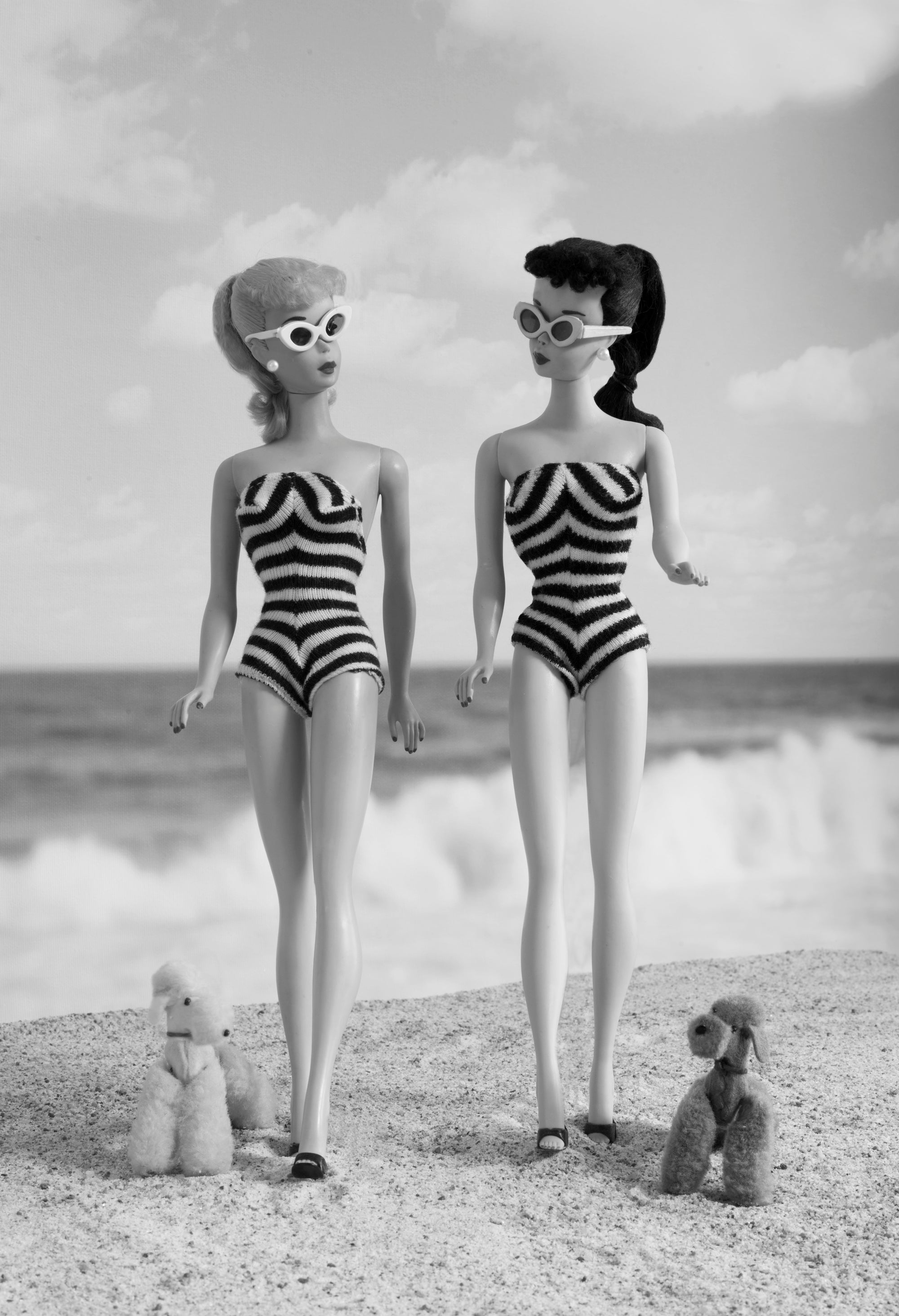 Beach Walking Beach Girls B&W