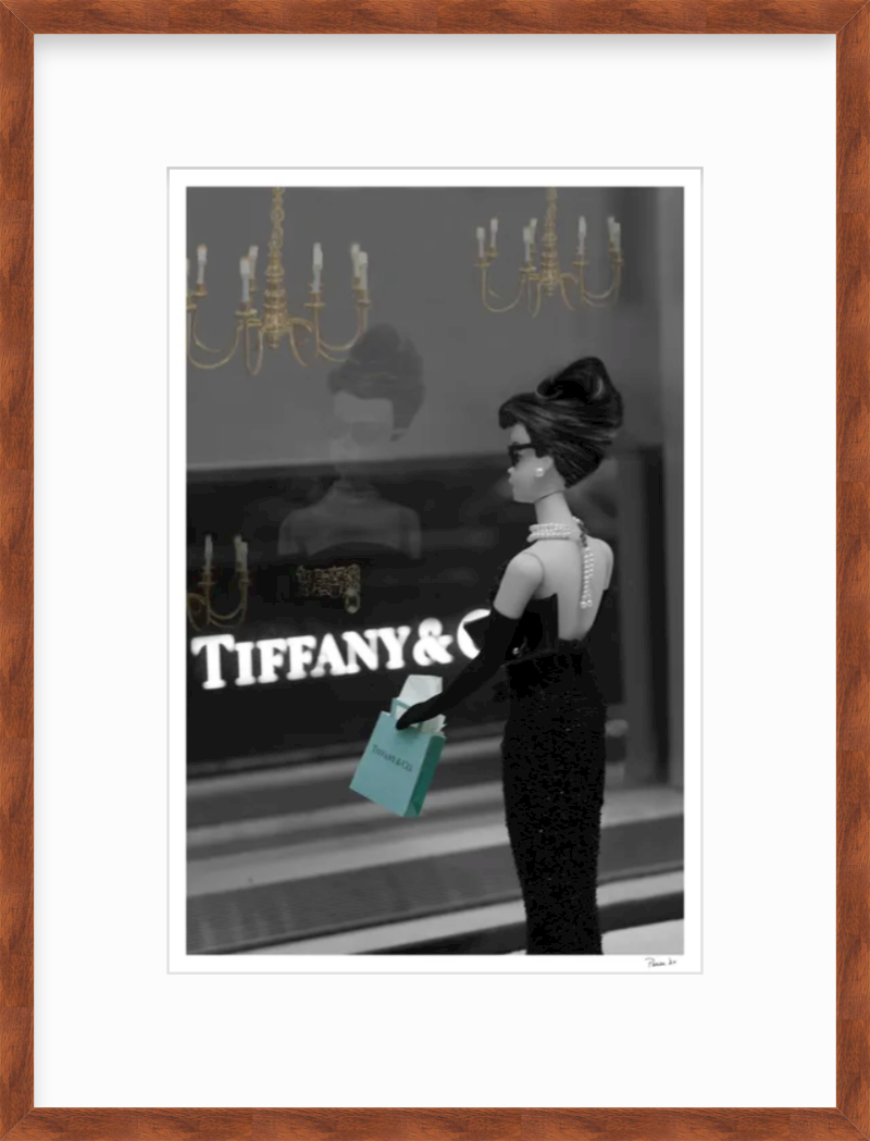 Tiffany's Without Breakfast (Vertical)
